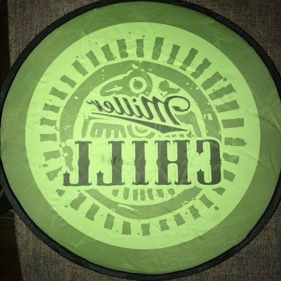 Miller Chill Beer Brewery RARE Collectible Collapsible Foldable Green Frisbee - Picture 3 of 6